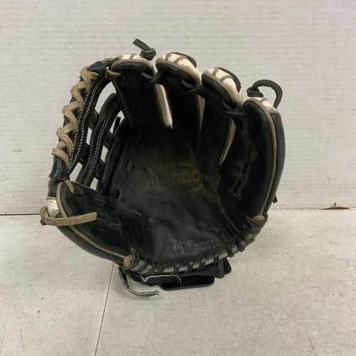Vist Large View of Product Image Which is Used Wilson A2000 FP12 RH Throw Fastpitch Gloves White 12"