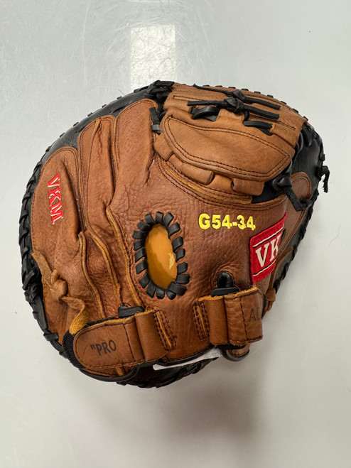 Vist Large View of Product Image Which is Used VKM BB/SB Catchers RH Throw Brown 34"