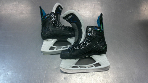 Vist Large View of Product Image Which is Used Bauer XLP Junior Hockey Skate Junior 01