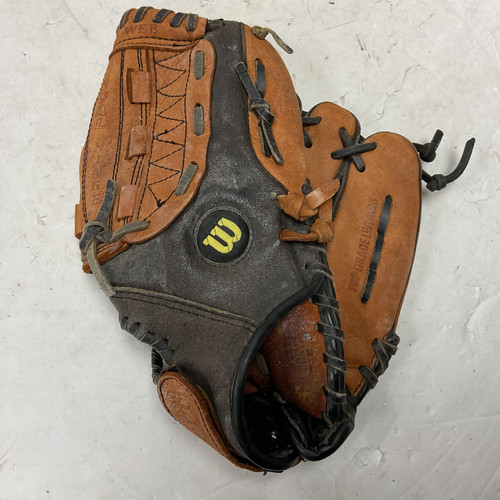 Vist Large View of Product Image Which is Used Wilson Pro A1821 PRO6 Baseball Glove RH Throw Brown And Black 11" *AS IS*