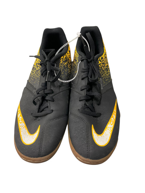 Vist Large View of Product Image Which is Used Nike Soccer Indoor Shoes Black Senior 7.5