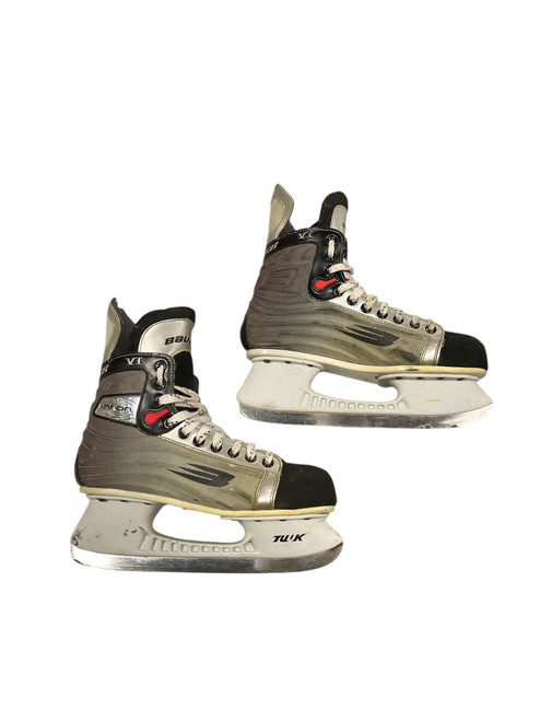 Vist Large View of Product Image Which is Used Bauer VAPOR VI Senior Hockey Skate Senior 8.5