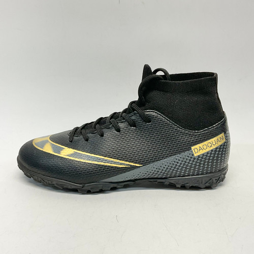 Vist Large View of Product Image Which is Used DAOQUAN Soccer Indoor Shoes Black Junior 04.5