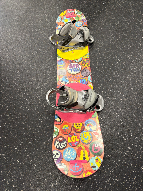 Vist Large View of Product Image Which is Used Burton CHICKLET Boys Board/Binding Pink 125 cm