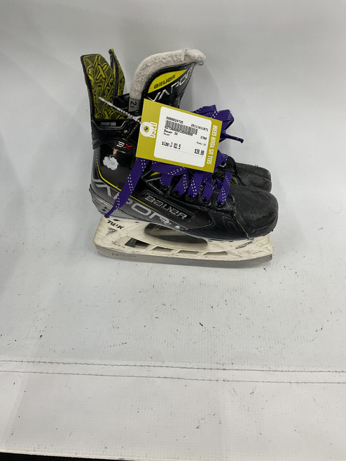 Vist Large View of Product Image Which is Used Bauer 3X Junior Hockey Skate Junior 02.5