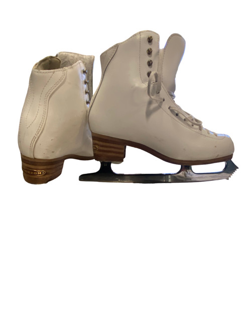 Vist Large View of Product Image Which is Used Jackson FREESTYLE WomensFigure Skate White Senior 7.5