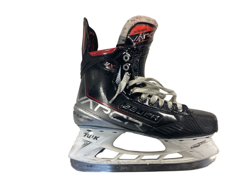 Vist Large View of Product Image Which is Used Bauer VAPOR 3X Senior Hockey Skate Senior 9