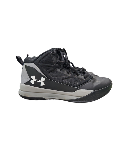 Vist Large View of Product Image Which is Used Under Armour Basketball Shoes Y Black Junior 04.5