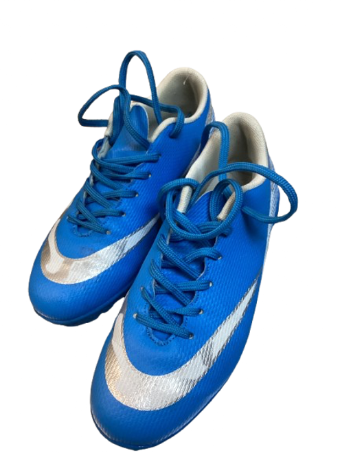 Vist Large View of Product Image Which is Used Soccer Cleats Royal Blue Youth 06.0