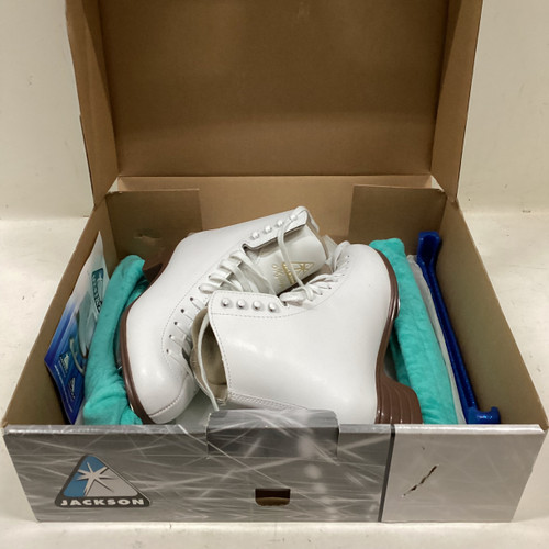 Vist Large View of Product Image Which is Used Jackson MYSTIQUE WomensFigure Skate White Senior 8