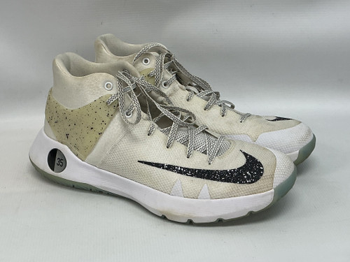 Vist Large View of Product Image Which is Used Nike Basketball Shoes M White Senior 10.5