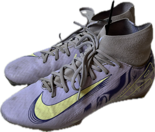 Vist Large View of Product Image Which is Used Nike Soccer Cleats Purple Youth 06.5