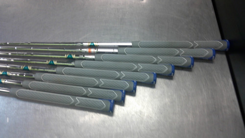 Vist Large View of Product Image Which is Used SENIOR CLASSIC Mens Iron Set RH 4I-SW