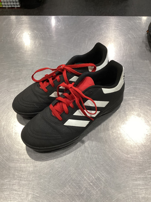 Vist Large View of Product Image Which is Used Adidas Soccer Indoor Shoes Black Senior 5