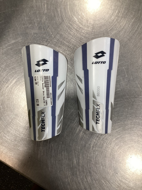 Vist Large View of Product Image Which is Used Lotto Soccer Shin Guards Junior White SM