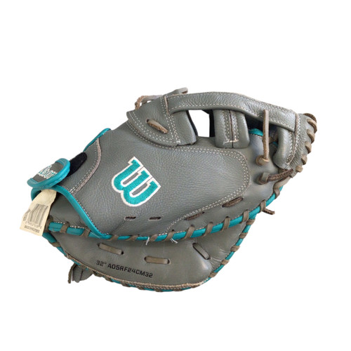 Vist Large View of Product Image Which is Used Wilson A500 SIREN BB/SB Catchers RH Throw Grey 32"