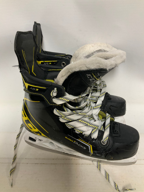 Vist Large View of Product Image Which is Used CCM SUPER TACKS AS3 Intermediate Hockey Skate Intermediate 5.5