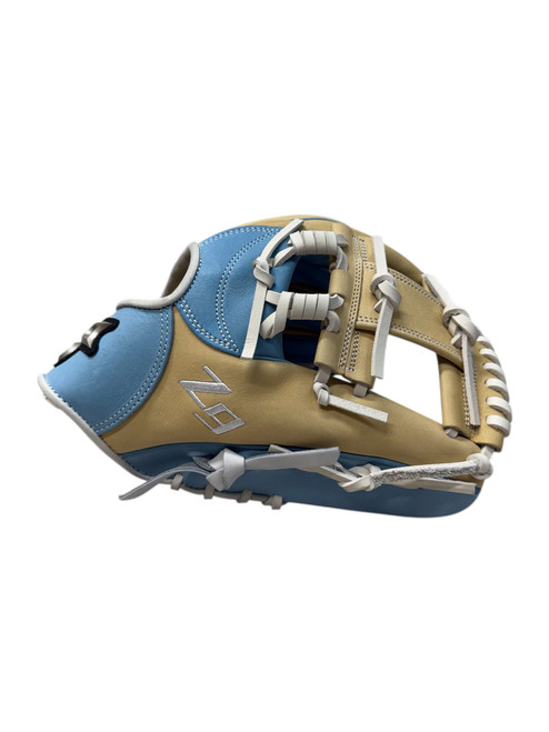 Vist Large View of Product Image Which is New SSK Z9-1150 11.5” RH Throw Glove - Carolina Blue and Almond