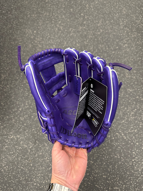 Vist Large View of Product Image Which is New WILSON A2000 1786 GLOVE-11.5" PR/WH