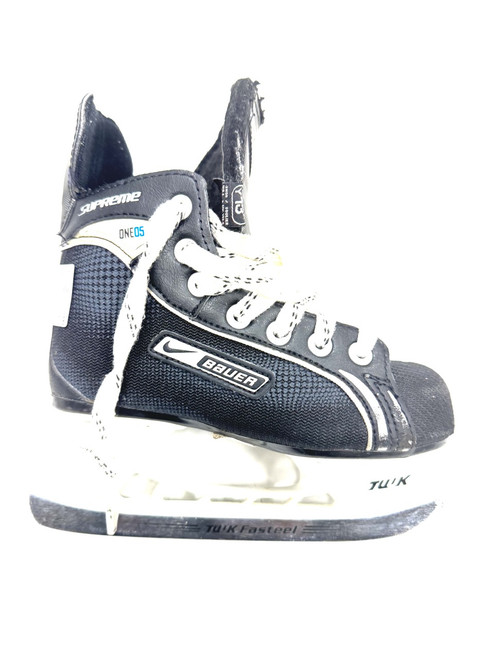 Vist Large View of Product Image Which is Used Bauer SUPREME ONE05 Youth Hockey Skate Youth 13.0