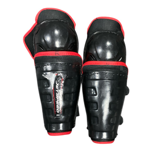 Vist Large View of Product Image Which is Used CCM JETSPEED Youth Shin Guards Black 9"