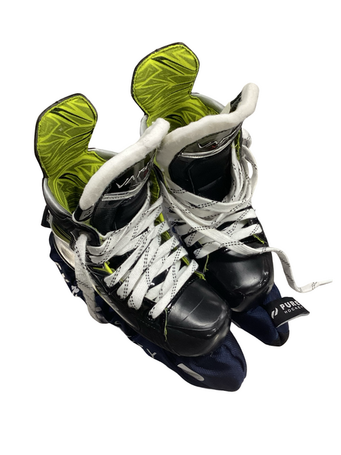 Vist Large View of Product Image Which is Used Bauer VAPOR X 4 Youth Hockey Skate Youth 12.0