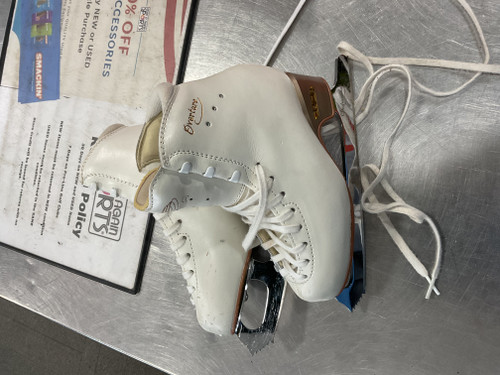 Vist Large View of Product Image Which is Used OVERTURE EDEA FIGURE SKATES WomensFigure Skate White Adjustable
