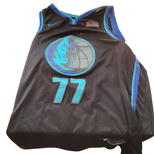 Vist Large View of Product Image Which is Used Nike S.S. Spirit Wear M S/M