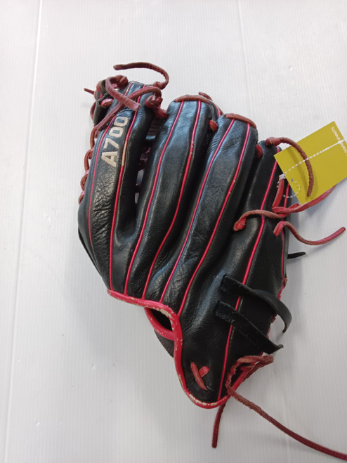 Vist Large View of Product Image Which is Used Wilson 4700 BB/SB Glove LH Throw Black 12"