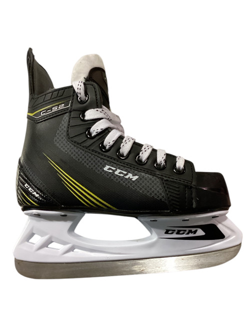 Vist Large View of Product Image Which is Used CCM C-52 Junior Hockey Skate Junior 01