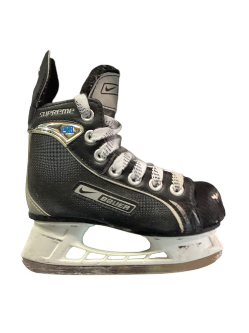 Vist Large View of Product Image Which is Used Bauer PRO Youth Hockey Skate Youth 10.0
