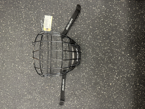 Vist Large View of Product Image Which is Used Bauer OREO FLAT BAR Hockey Wire Mask Black And White MD