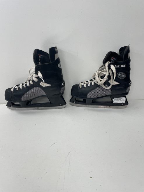 Vist Large View of Product Image Which is Used CCM TACKS 670 Senior Hockey Skate Senior 8
