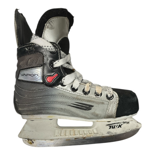 Vist Large View of Product Image Which is Used Bauer VI Junior Hockey Skate Junior 01