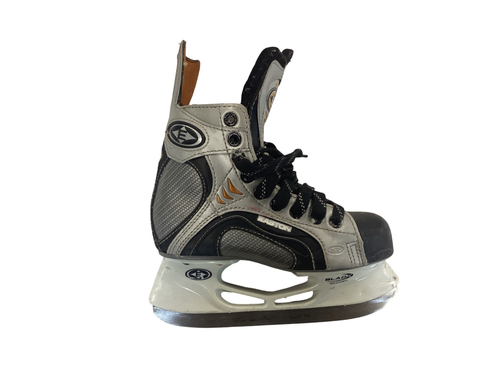 Vist Large View of Product Image Which is Used Easton SYNERGY ULTRA Youth Hockey Skate Youth 11.0