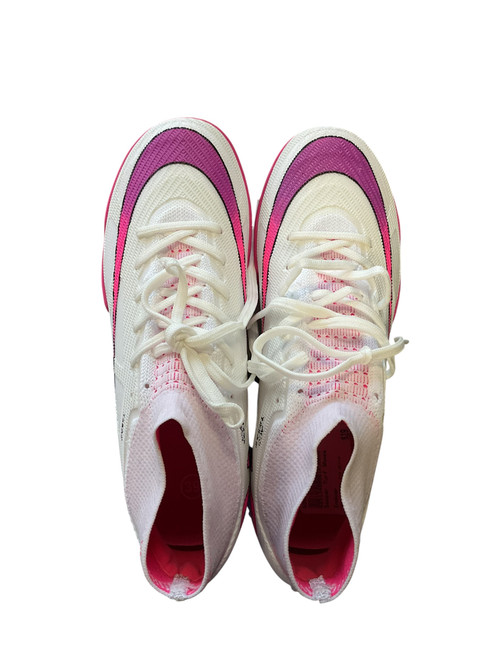 Vist Large View of Product Image Which is Used Soccer Turf Shoes Pink And White Senior 6.5