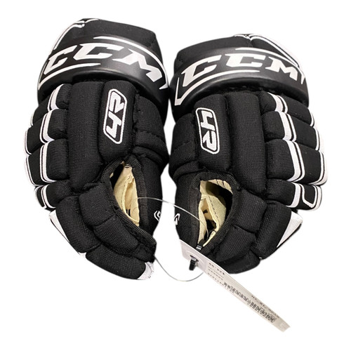 Vist Large View of Product Image Which is Used CCM 4R Youth Gloves Black 10"
