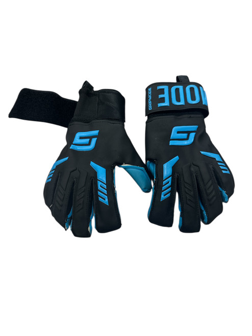 Vist Large View of Product Image Which is Used GRIP MODE Soccer Goalie Gloves Black 4