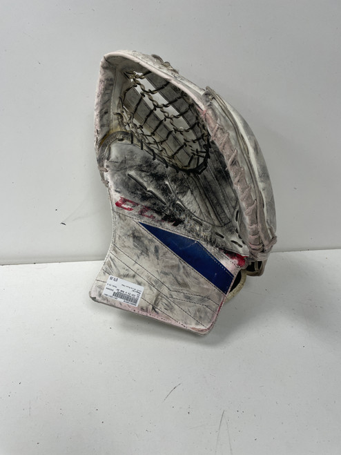Vist Large View of Product Image Which is Used CCM E3.5 Senior Goalie Catcher White/Royal/Red