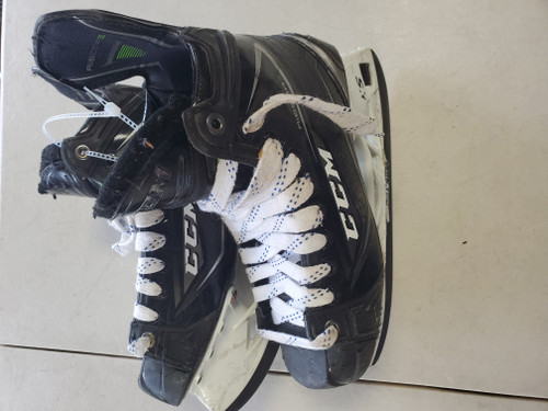 Vist Large View of Product Image Which is Used CCM 80K Senior Hockey Skate Senior 5.5