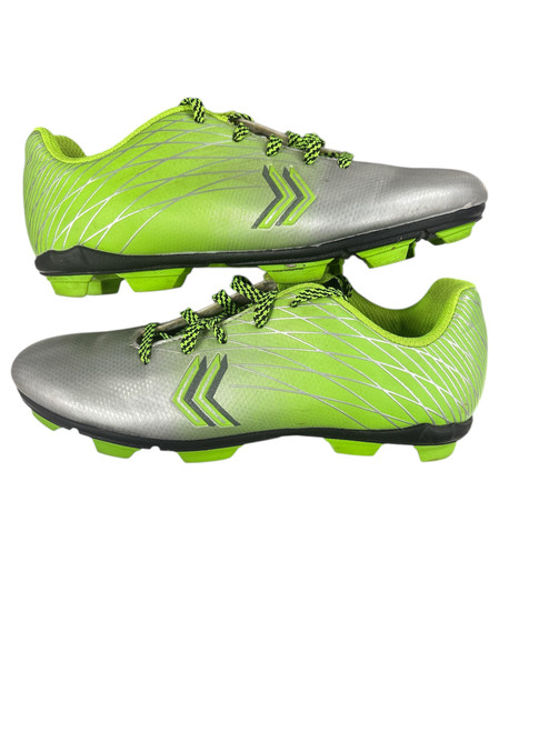 Vist Large View of Product Image Which is Used Soccer Cleats Green Junior 01.5