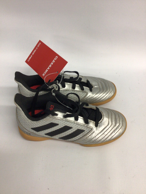 Vist Large View of Product Image Which is Indoor soccer shoes