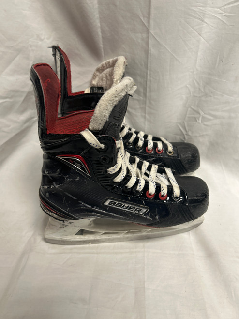 Vist Large View of Product Image Which is Used Bauer SHIFT PRO Junior Hockey Skate Junior 04