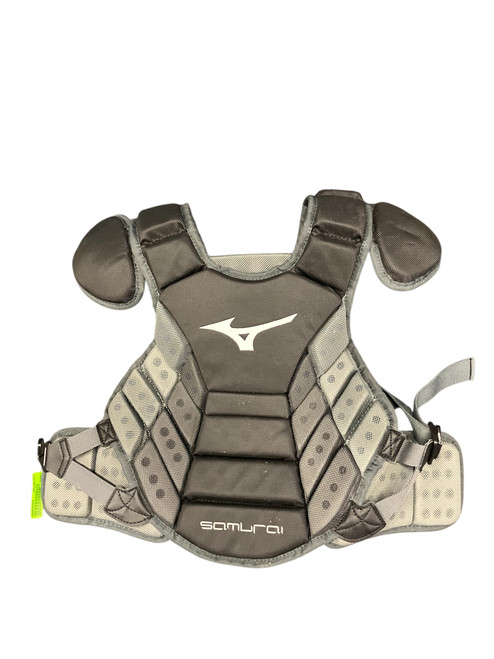 Vist Large View of Product Image Which is Used Mizuno CHEST PROTECTOR Catchers Chest Protector Black Junior