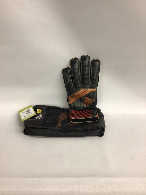Vist Large View of Product Image Which is Predator soccer gloves size 11