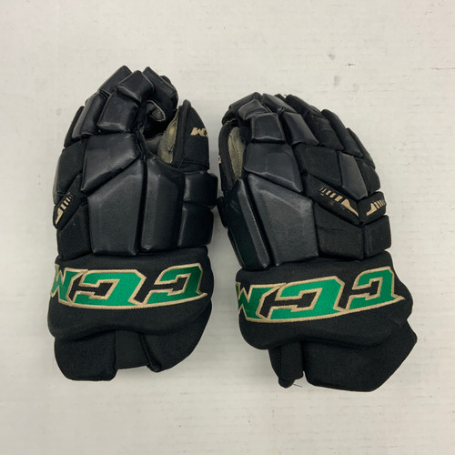Vist Large View of Product Image Which is Used CCM PRO Senior Gloves Black 14"