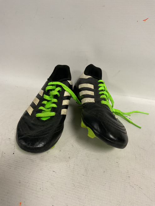 Vist Large View of Product Image Which is Used Adidas GOLETTO Soccer Cleats Black Junior 02.5