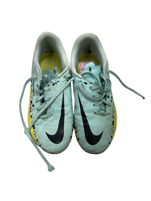 Vist Large View of Product Image Which is Used Nike PHANTOM Soccer Cleats Carolina Blue Junior 02