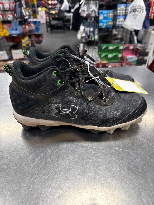 Vist Large View of Product Image Which is Used Under Armour BH BB/SB Cleats Black Senior 9.5