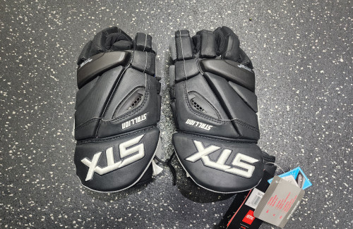 Vist Large View of Product Image Which is STX STALLION 500 Lacrosse Gloves Mens Black 13"